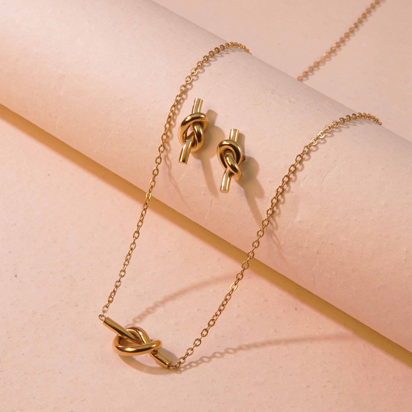 Knot Earings and necklace set