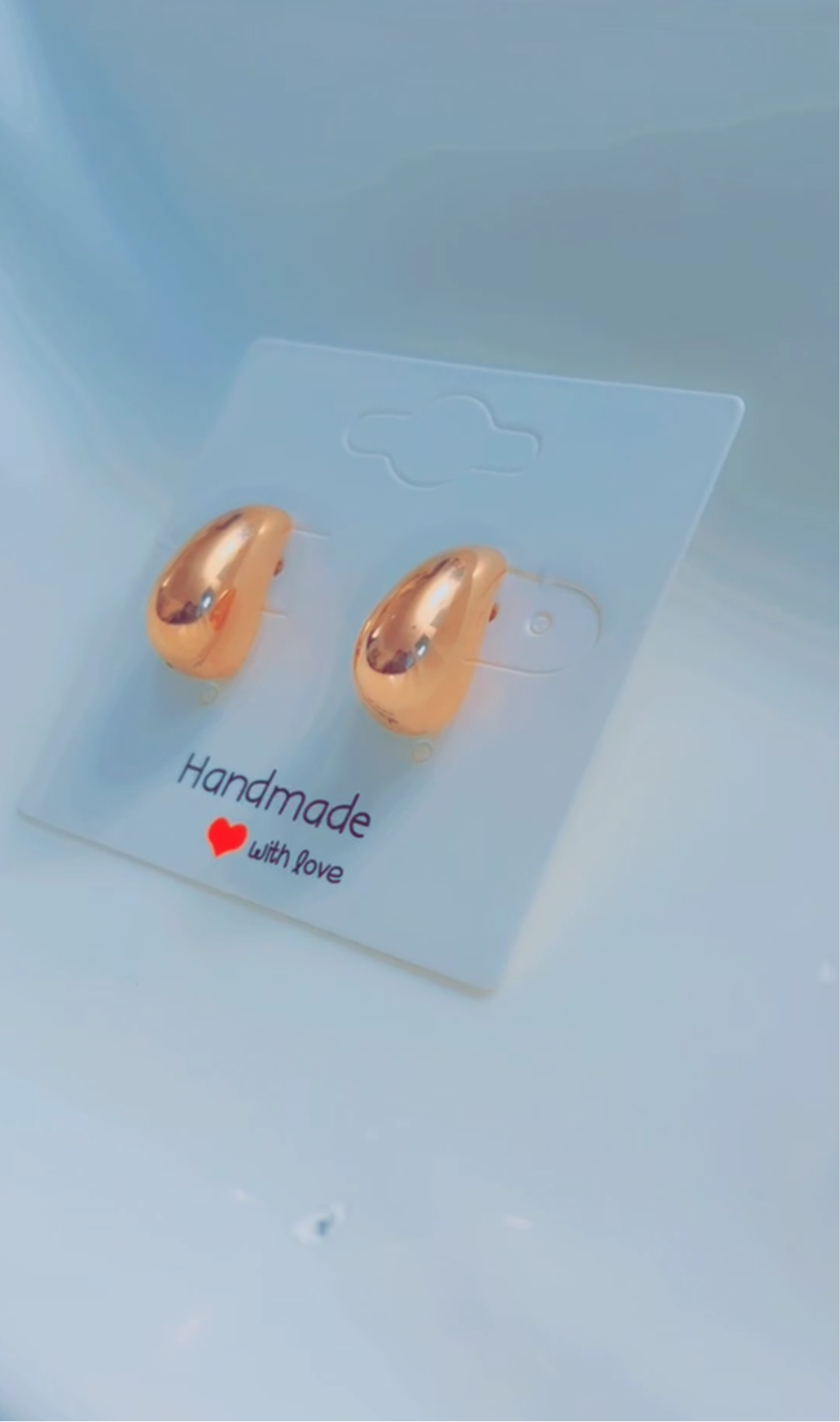Gold studs earrings