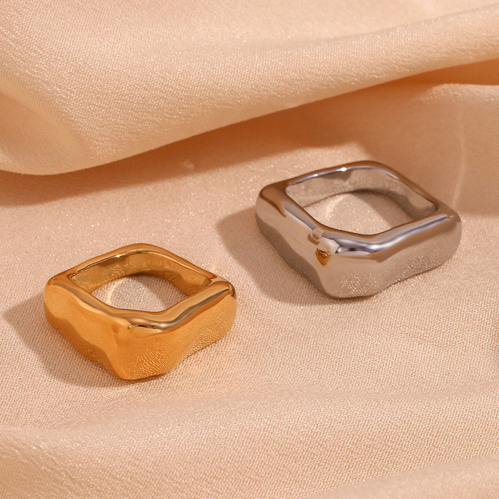 Classic style Ring