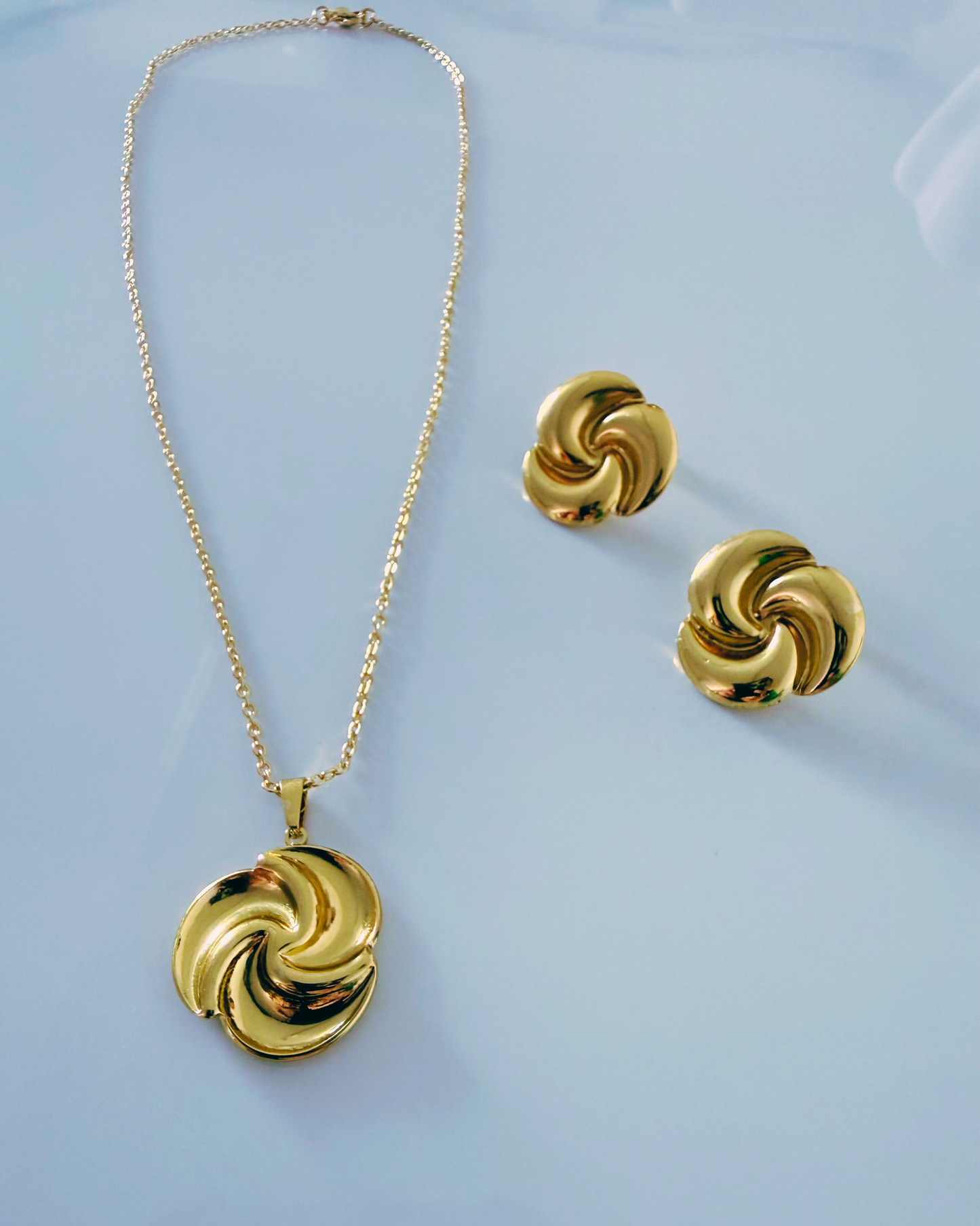 Golden Swirl