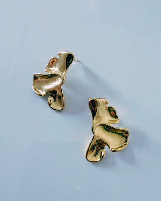 Lirio Dorado Aretes