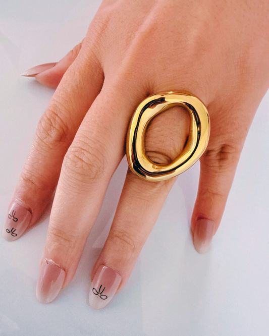 Classic Oval Ring