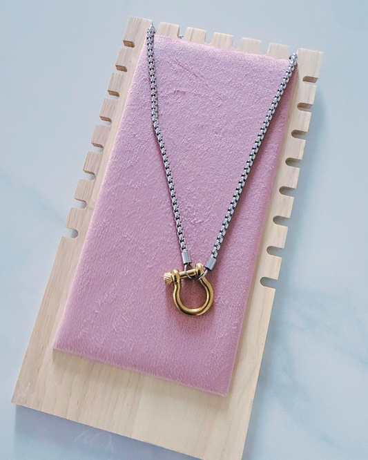 Diva Necklace