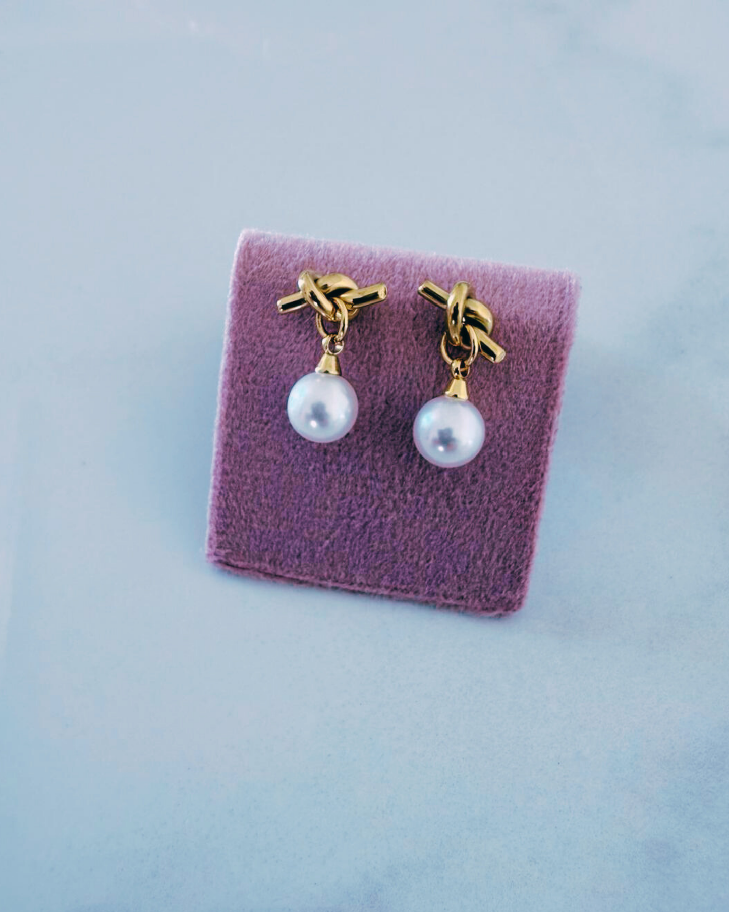 Knot Pearls Earrings